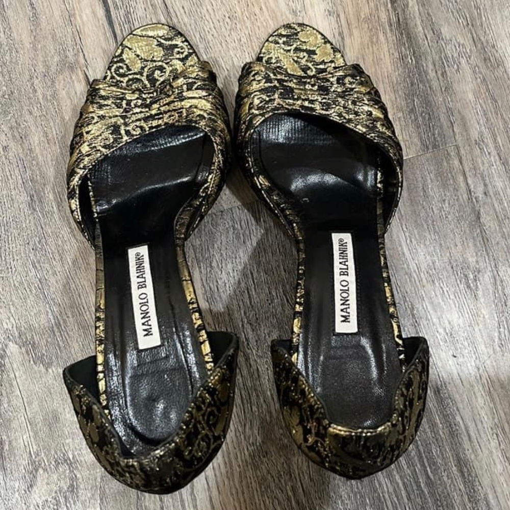 Manolo Blahnik heels